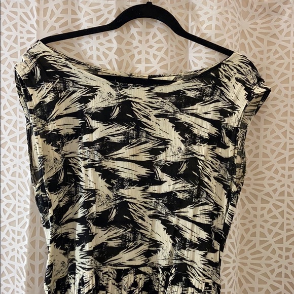 Patterned dress - Picture 2 of 2